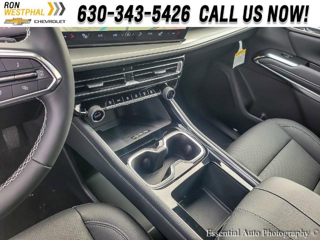 2025 Chevrolet Traverse Vehicle Photo in AURORA, IL 60503-9326