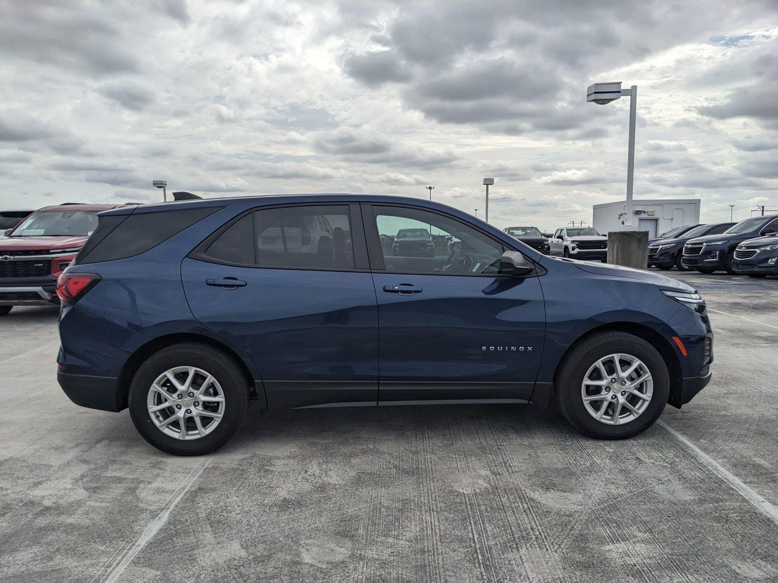 2023 Chevrolet Equinox Vehicle Photo in MIAMI, FL 33172-3015