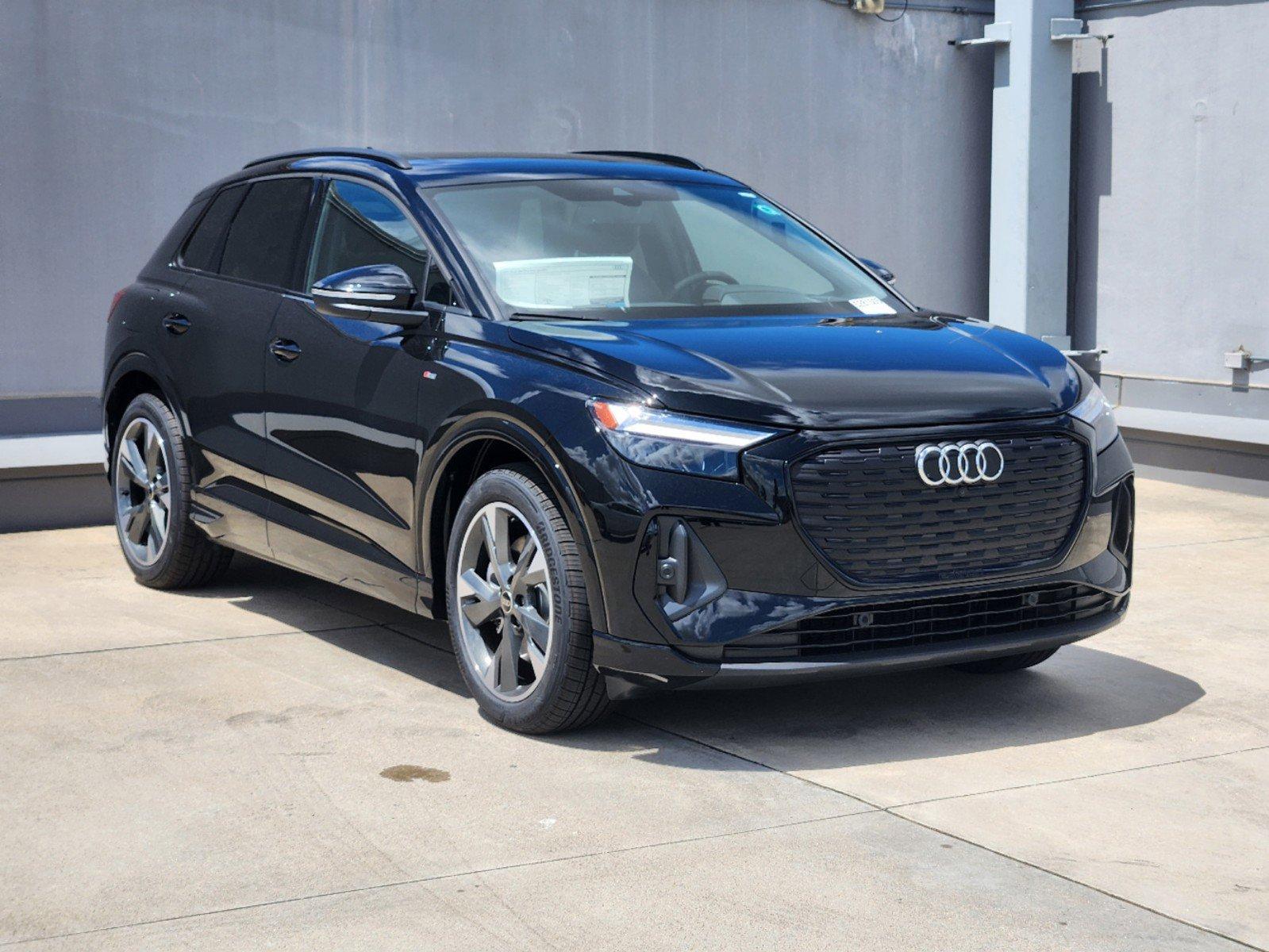 2024 Audi Q4 e-tron Vehicle Photo in SUGAR LAND, TX 77478