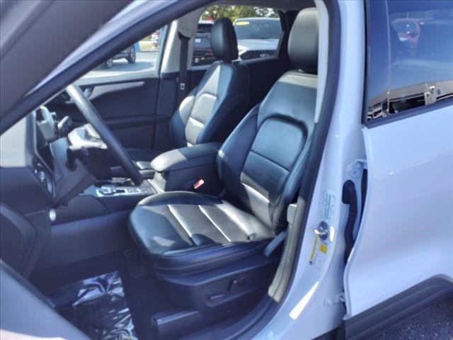 2021 Ford Escape Vehicle Photo in Plainfield, IL 60586