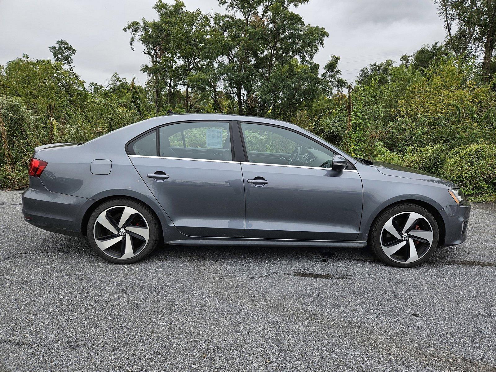 2015 Volkswagen Jetta Sedan Vehicle Photo in Harrisburg, PA 17111