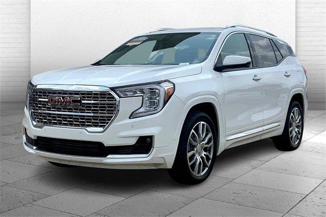 2023 GMC Terrain Vehicle Photo in TOPEKA, KS 66609-0000