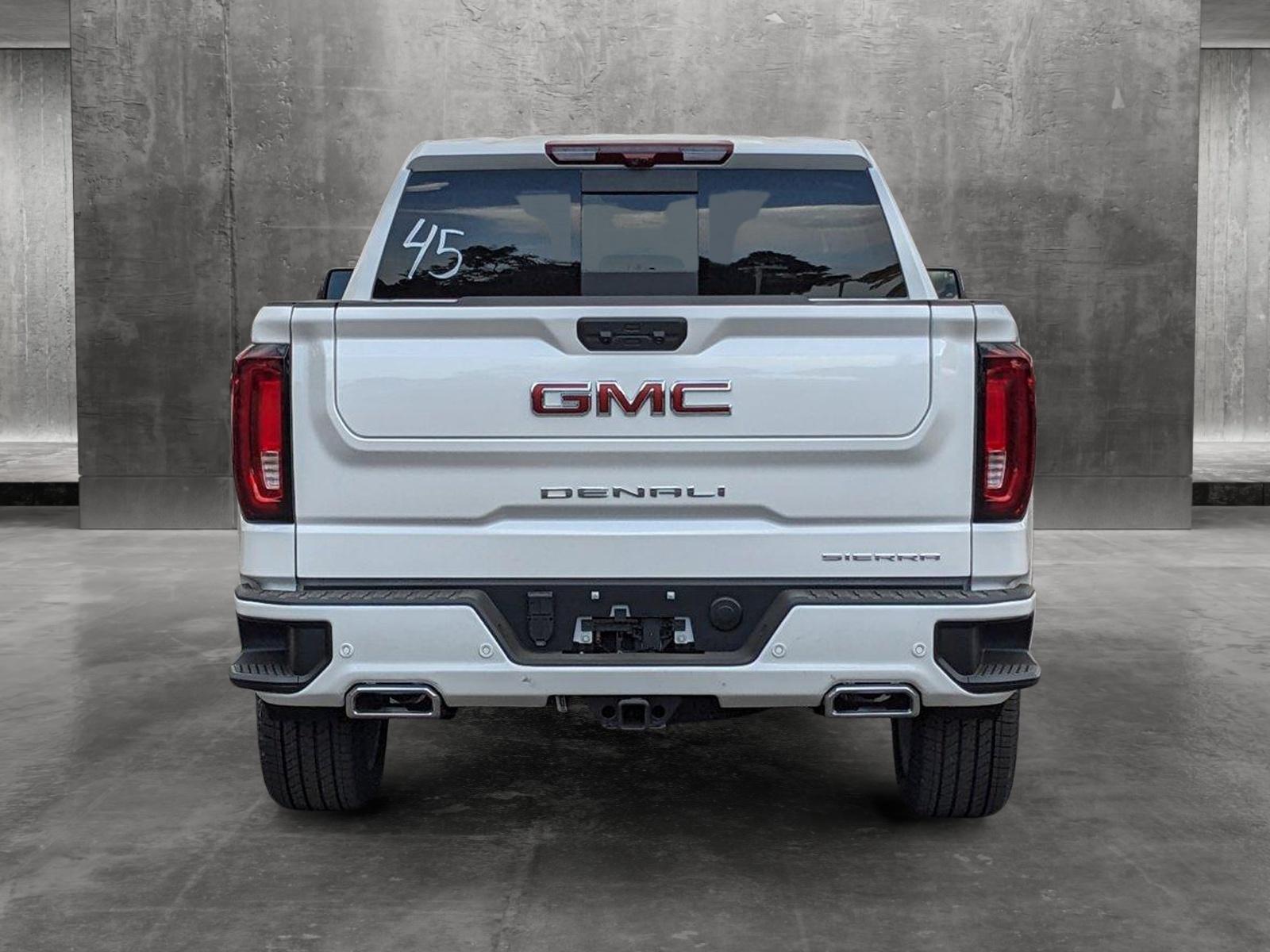 2025 GMC Sierra 1500 Vehicle Photo in GOLDEN, CO 80401-3850