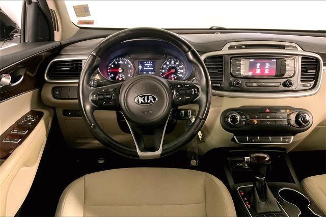 2016 Kia Sorento Vehicle Photo in Lees Summit, MO 64086