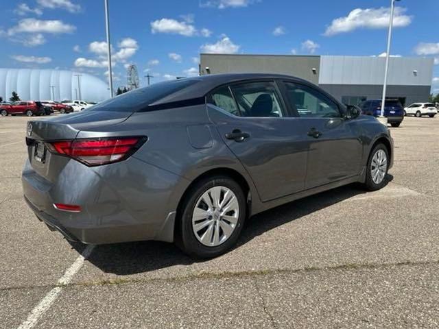 2024 Nissan Sentra Vehicle Photo in Canton, MI 48188