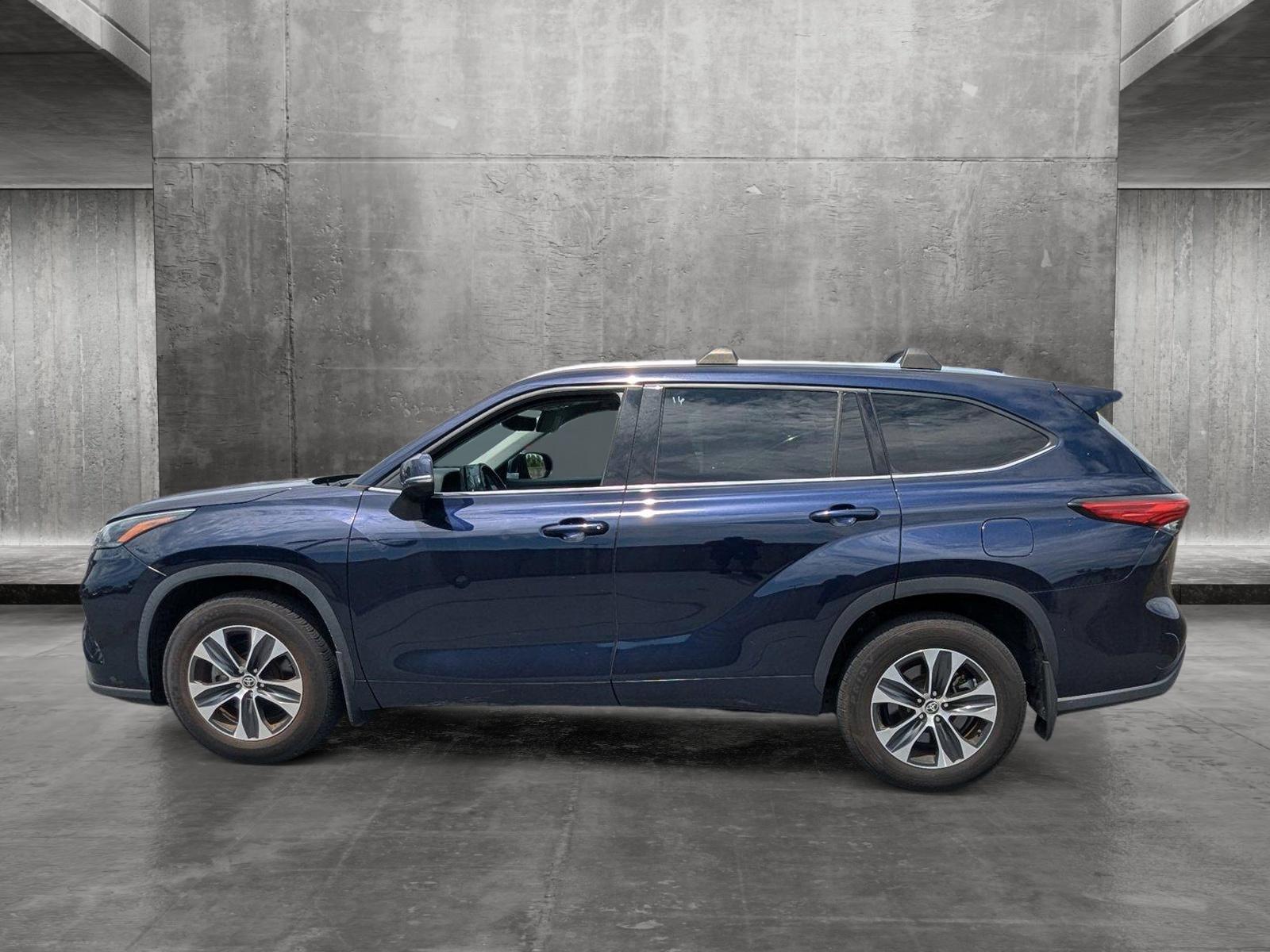 2021 Toyota Highlander Vehicle Photo in Miami, FL 33135