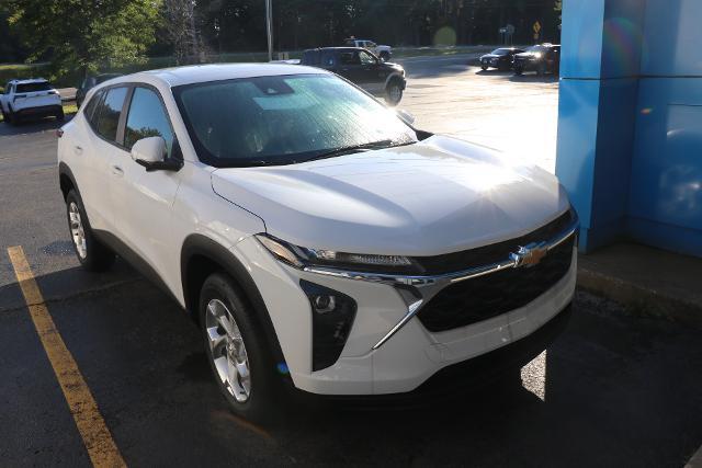 2025 Chevrolet Trax Vehicle Photo in MONTICELLO, NY 12701-3853