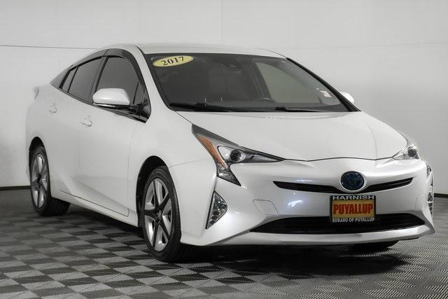 2017 Toyota Prius Vehicle Photo in Puyallup, WA 98371