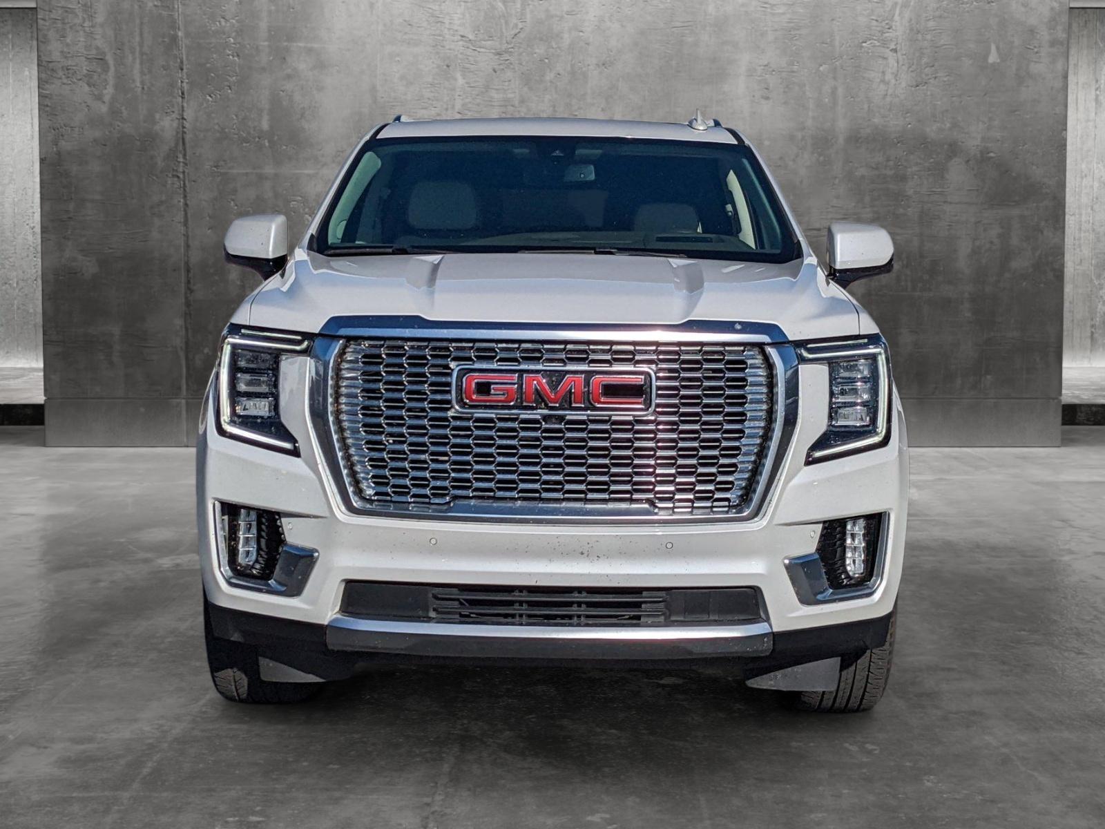 2021 GMC Yukon XL Vehicle Photo in VALENCIA, CA 91355-1705