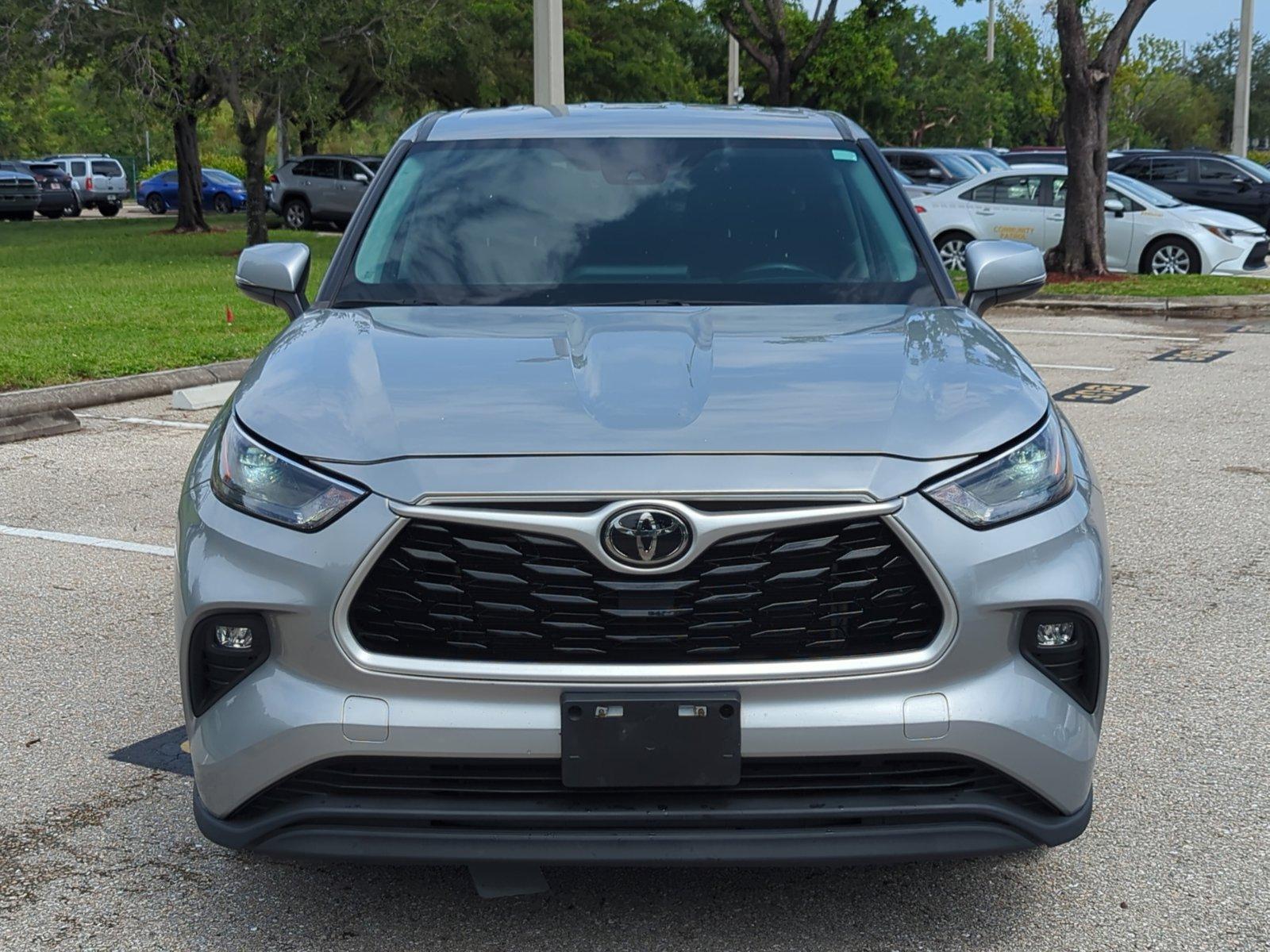 2023 Toyota Highlander Vehicle Photo in Ft. Myers, FL 33907