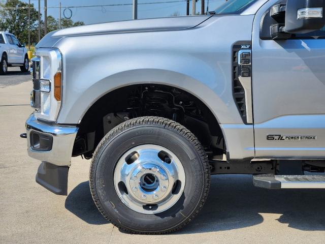 2024 Ford Super Duty F-350 DRW Vehicle Photo in Pilot Point, TX 76258