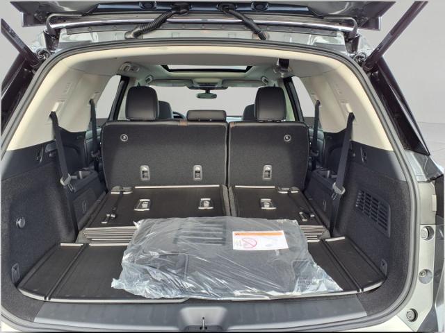 2025 Nissan Pathfinder Vehicle Photo in Oshkosh, WI 54904