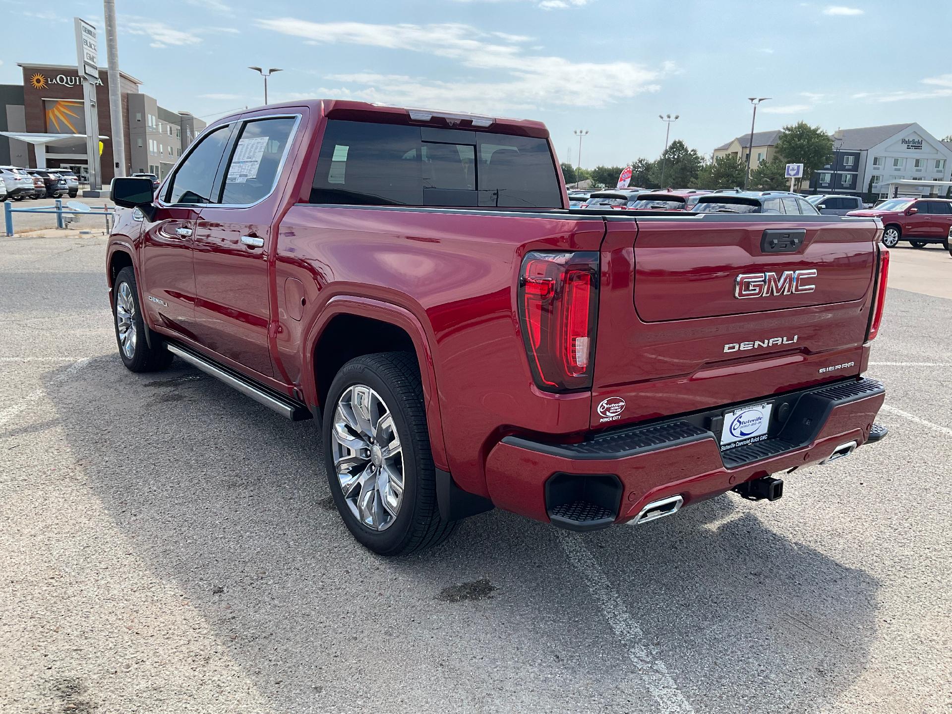 2024 GMC Sierra 1500 Vehicle Photo in PONCA CITY, OK 74601-1036