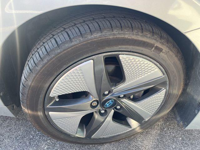 2020 Hyundai IONIQ Hybrid Vehicle Photo in Merrillville, IN 46410-5311