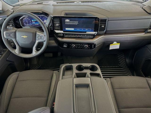 2024 Chevrolet Silverado 1500 Vehicle Photo in RIVERSIDE, CA 92504-4106