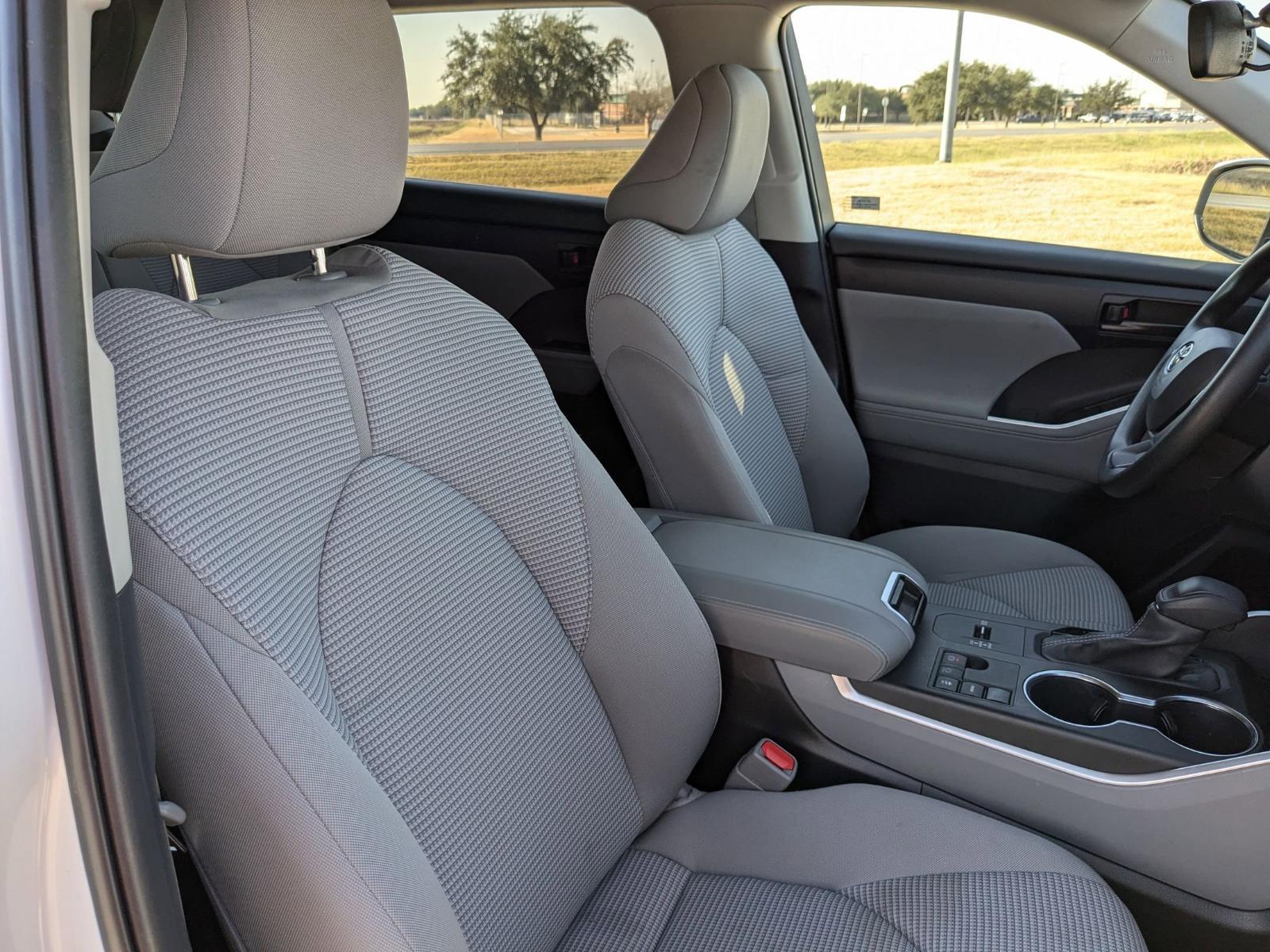 2023 Toyota Highlander Vehicle Photo in Seguin, TX 78155