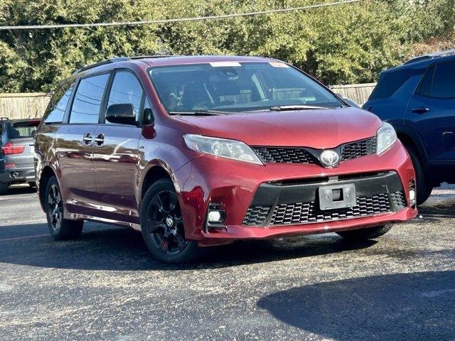 2020 Toyota Sienna Vehicle Photo in DALLAS, TX 75244-5909