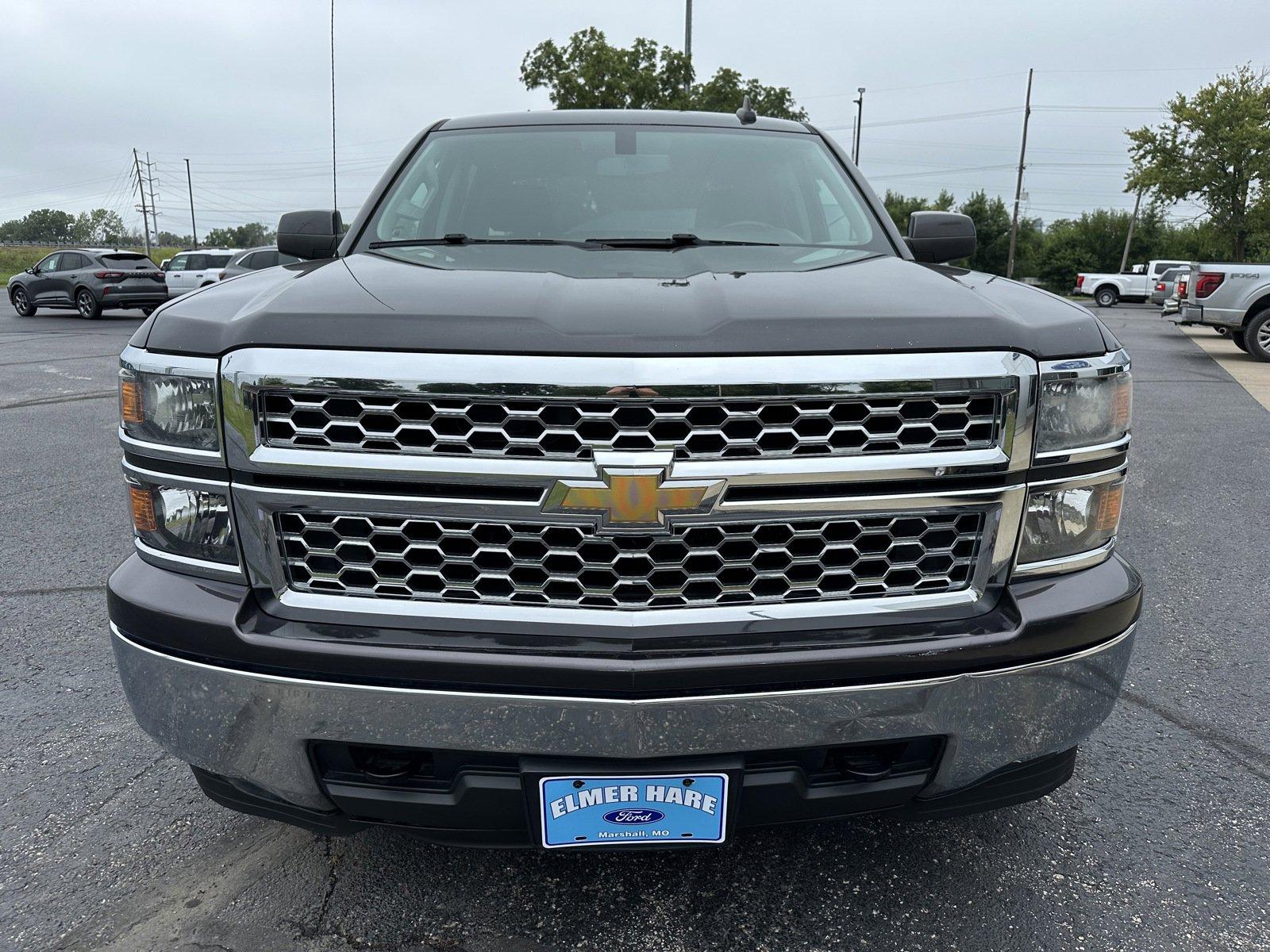 Used 2015 Chevrolet Silverado 1500 LT with VIN 3GCUKREH8FG388422 for sale in Marshall, MO