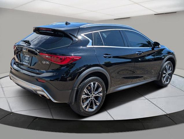 2018 INFINITI QX30 Vehicle Photo in Greeley, CO 80634