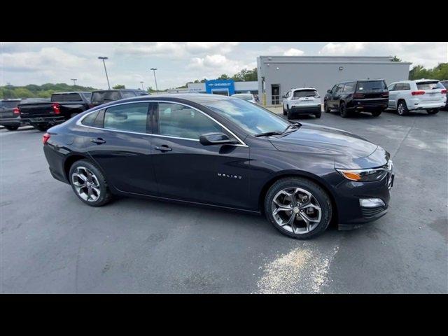 Used 2023 Chevrolet Malibu 1LT with VIN 1G1ZD5ST2PF142804 for sale in Linn, MO