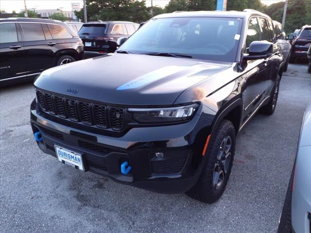 2024 Jeep Grand Cherokee 4xe Vehicle Photo in Bowie, MD 20716