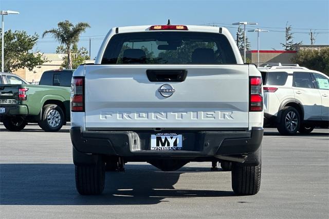 2024 Nissan Frontier Vehicle Photo in Salinas, CA 93907