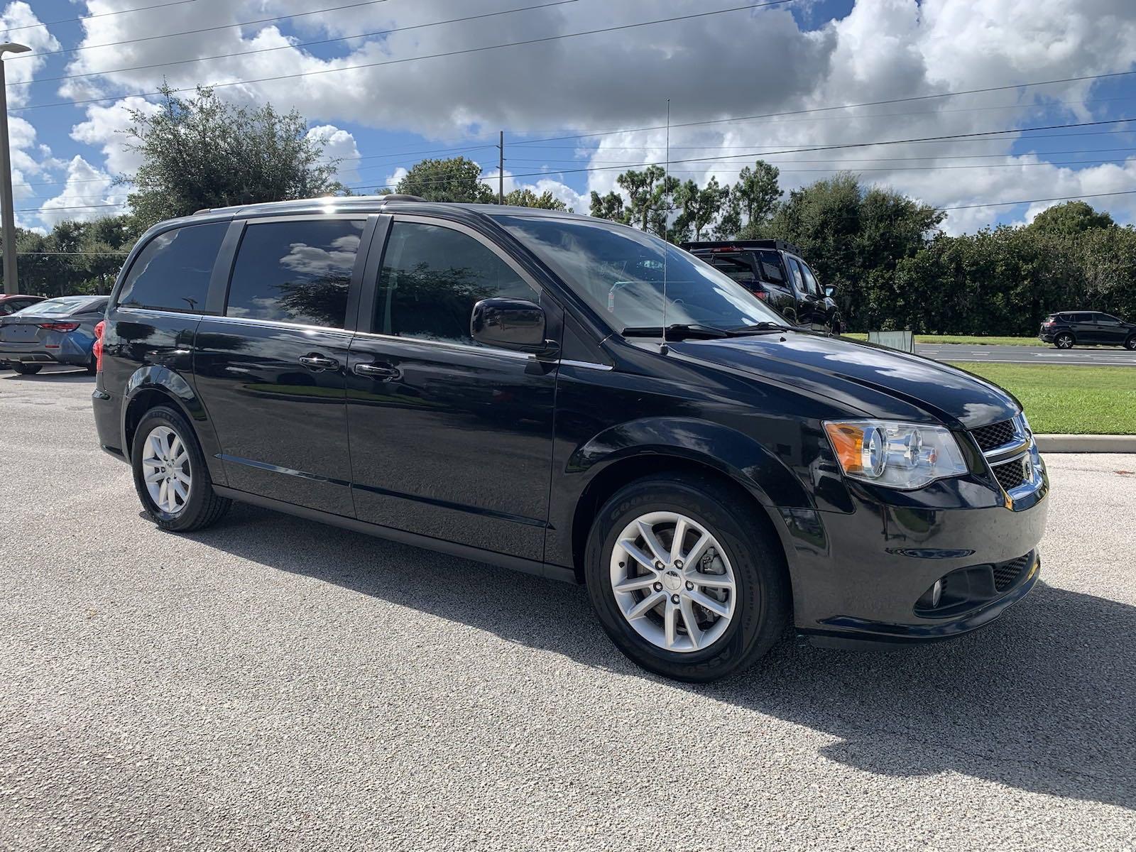 Used 2018 Dodge Grand Caravan SXT with VIN 2C4RDGCG6JR325417 for sale in Winter Haven, FL