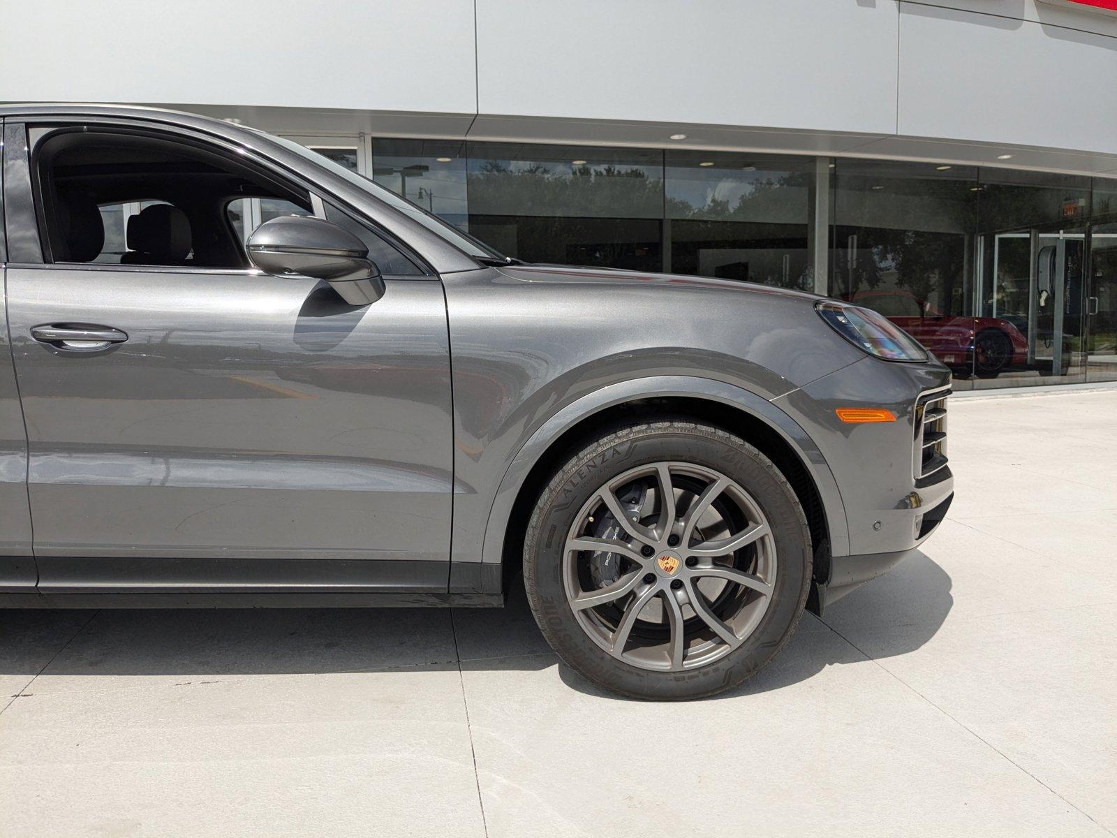 2024 Porsche Cayenne Vehicle Photo in Maitland, FL 32751