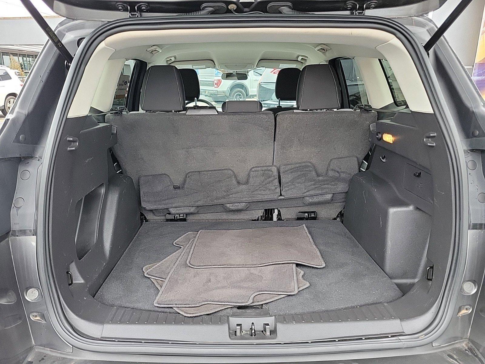 2019 Ford Escape Vehicle Photo in Saint Charles, IL 60174