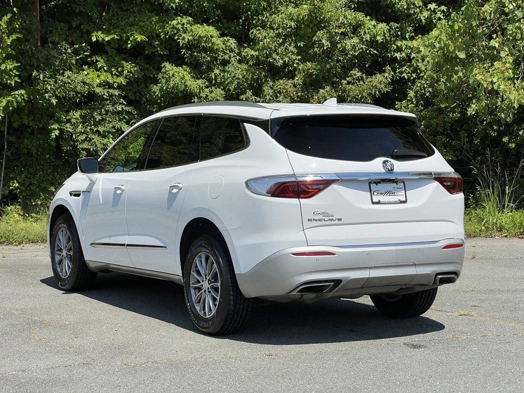 2022 Buick Enclave Vehicle Photo in MONROE, NC 28110-8431