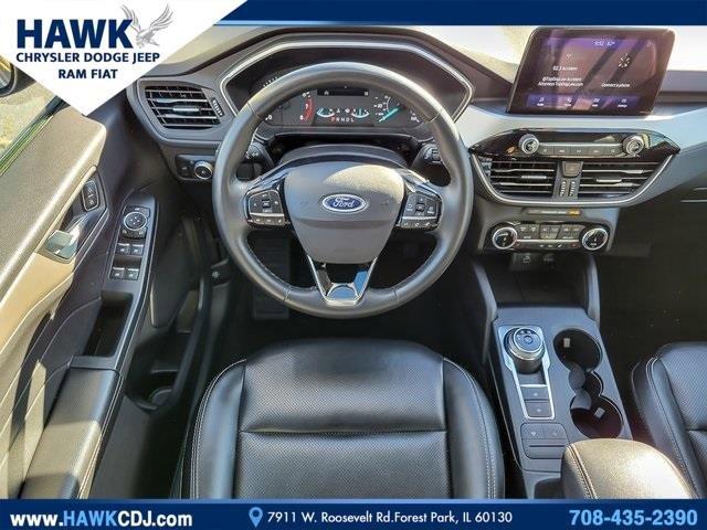 2022 Ford Escape Vehicle Photo in Saint Charles, IL 60174