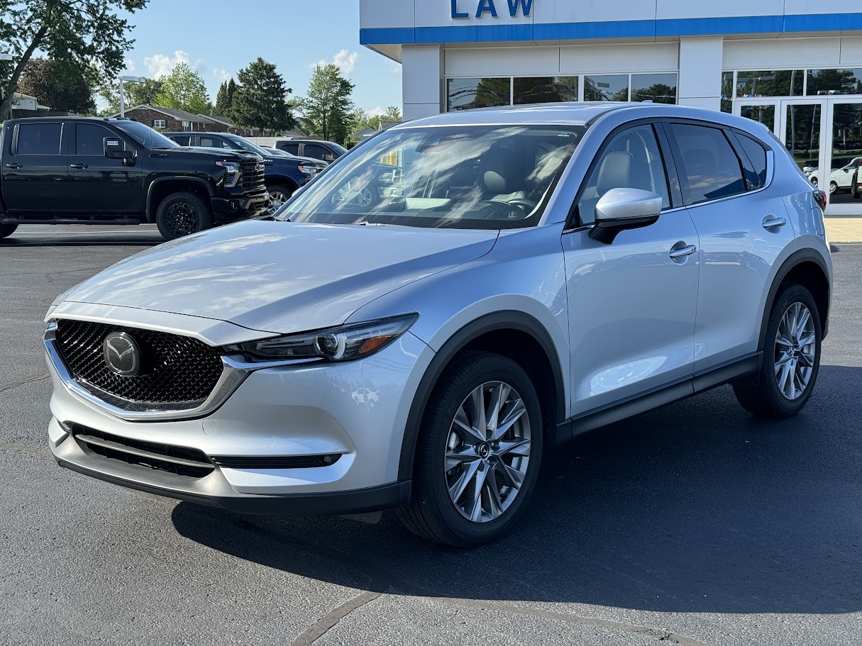 2021 Mazda CX-5 Vehicle Photo in BOONVILLE, IN 47601-9633