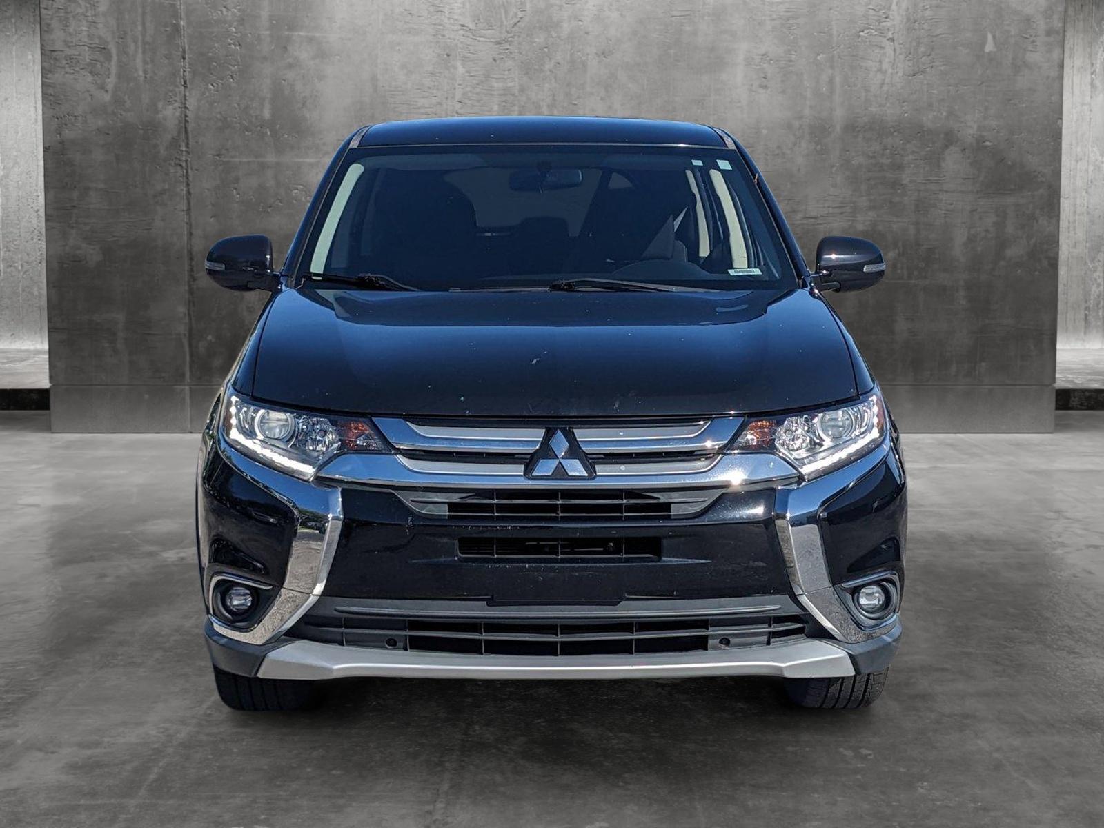 2018 Mitsubishi Outlander Vehicle Photo in WEST PALM BEACH, FL 33407-3296