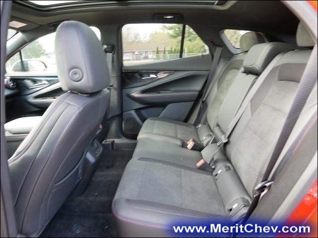 2024 Chevrolet Blazer EV Vehicle Photo in MAPLEWOOD, MN 55119-4794