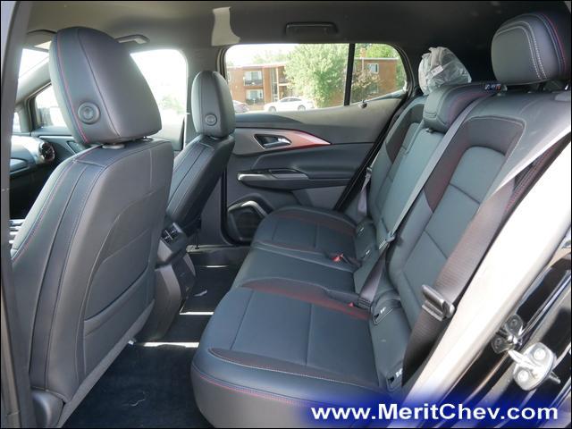 2024 Chevrolet Equinox EV Vehicle Photo in MAPLEWOOD, MN 55119-4794