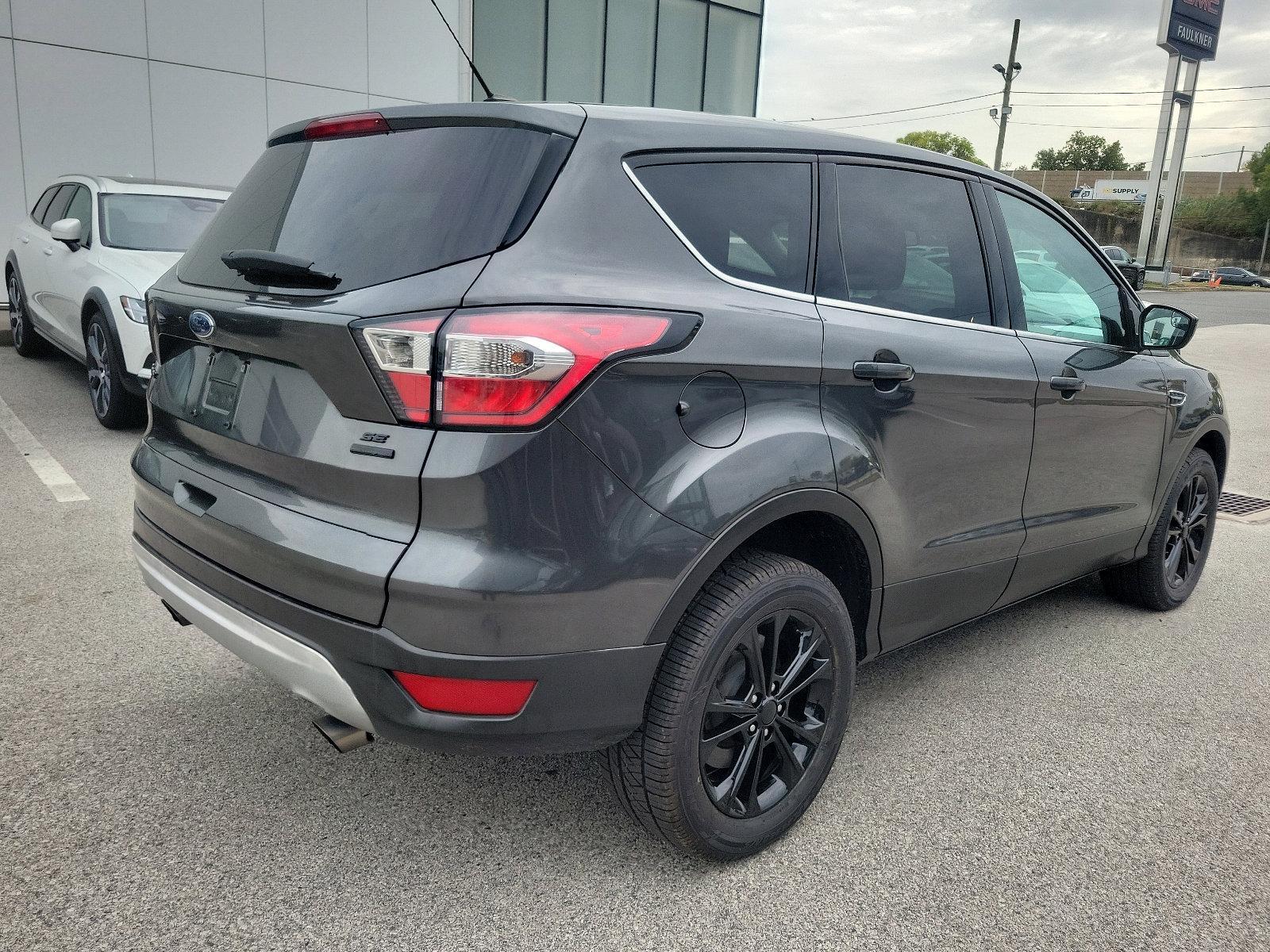 2017 Ford Escape Vehicle Photo in Trevose, PA 19053