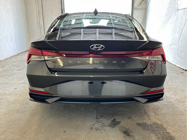 2022 Hyundai ELANTRA Vehicle Photo in RED SPRINGS, NC 28377-1640