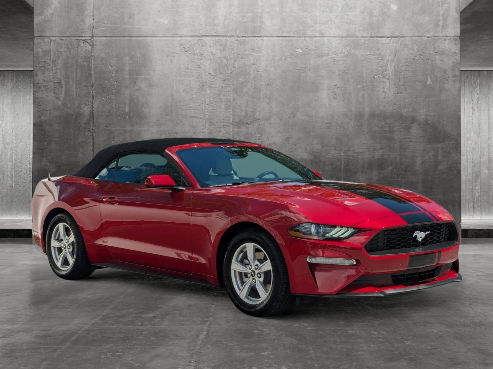 2021 Ford Mustang Vehicle Photo in St. Petersburg, FL 33713