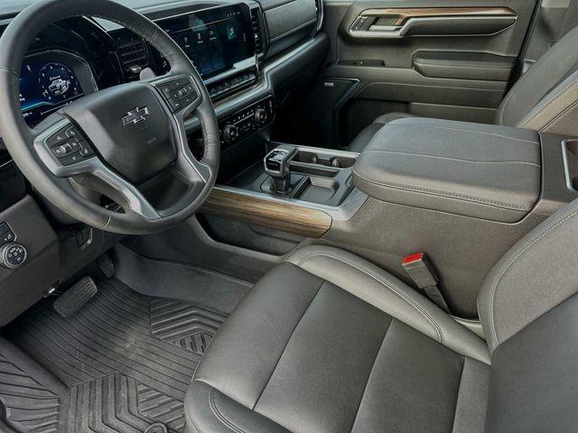 2023 Chevrolet Silverado 1500 Vehicle Photo in RIVERSIDE, CA 92504-4106