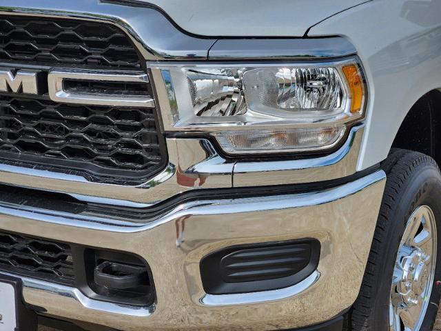 2024 Ram 2500 Vehicle Photo in Ennis, TX 75119-5114