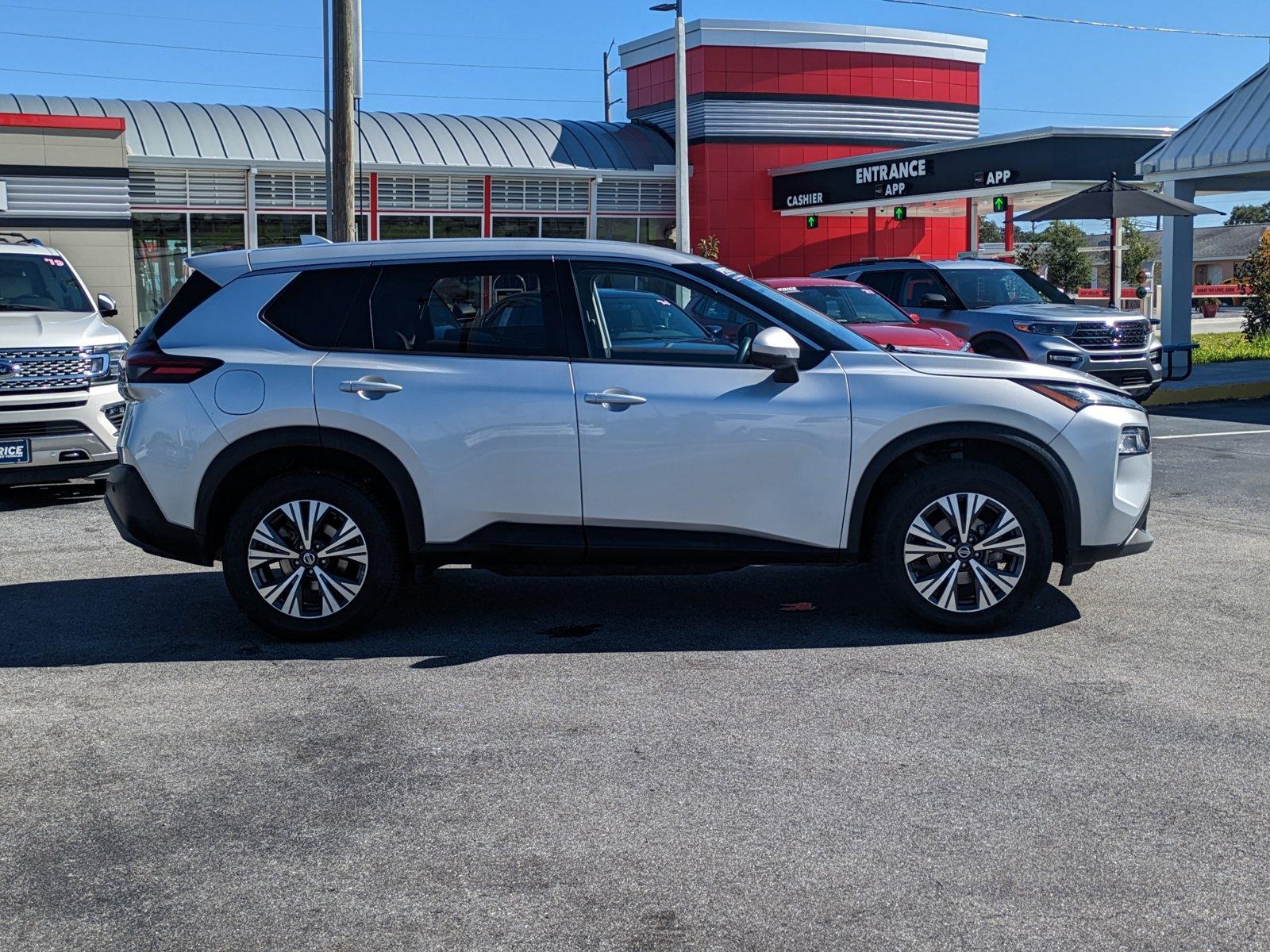 2021 Nissan Rogue Vehicle Photo in St. Petersburg, FL 33713