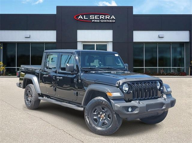 2020 Jeep Gladiator Vehicle Photo in GRAND BLANC, MI 48439-8139