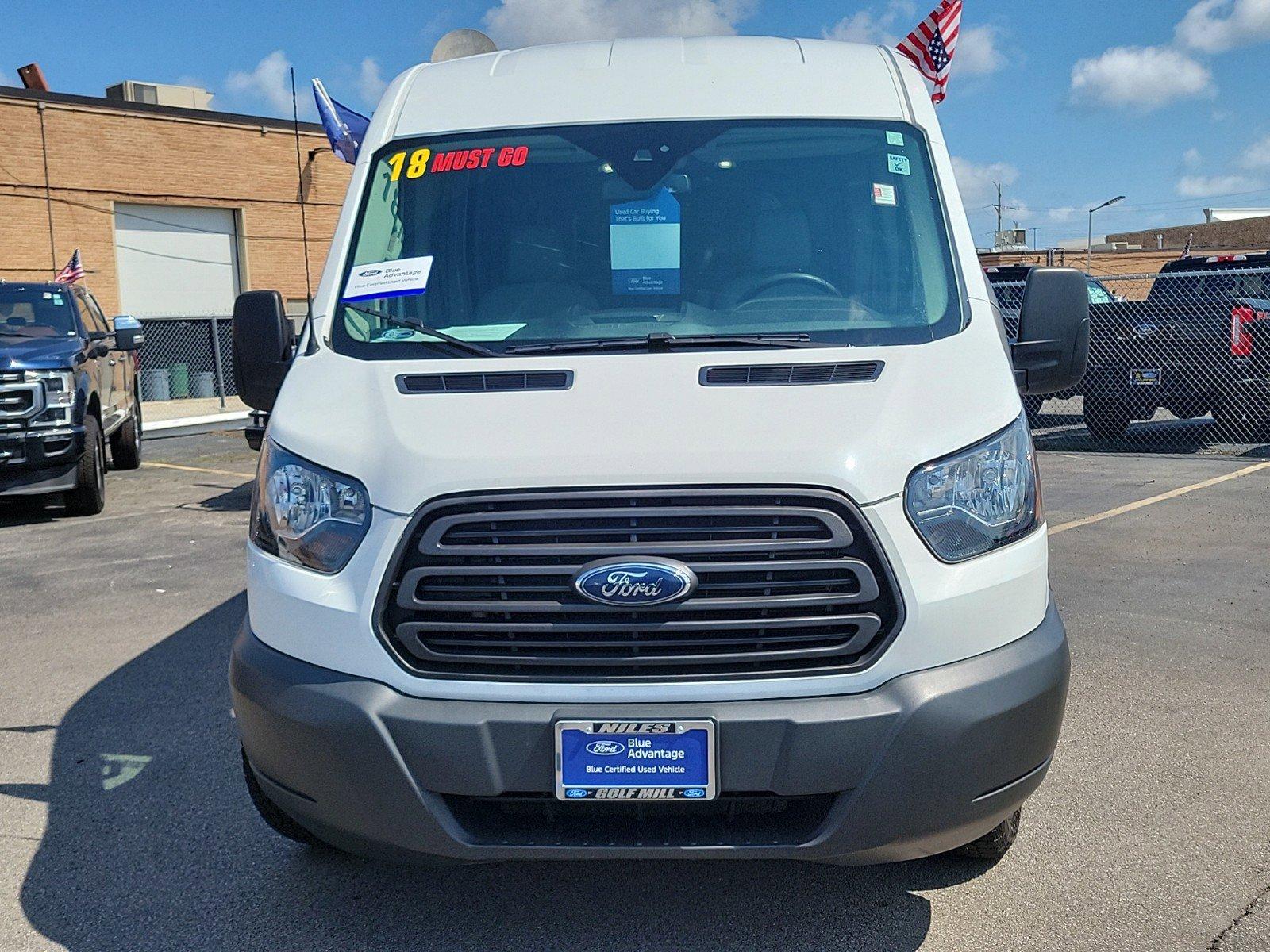 2018 Ford Transit Van Vehicle Photo in Saint Charles, IL 60174