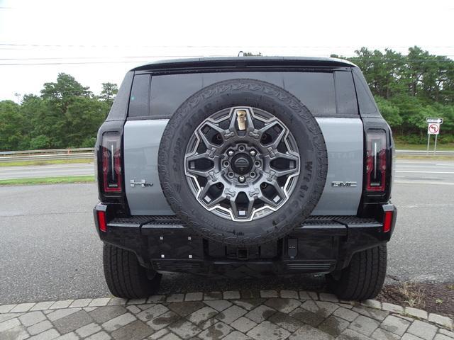 2025 GMC HUMMER EV SUV Vehicle Photo in BOURNE, MA 02532-3918