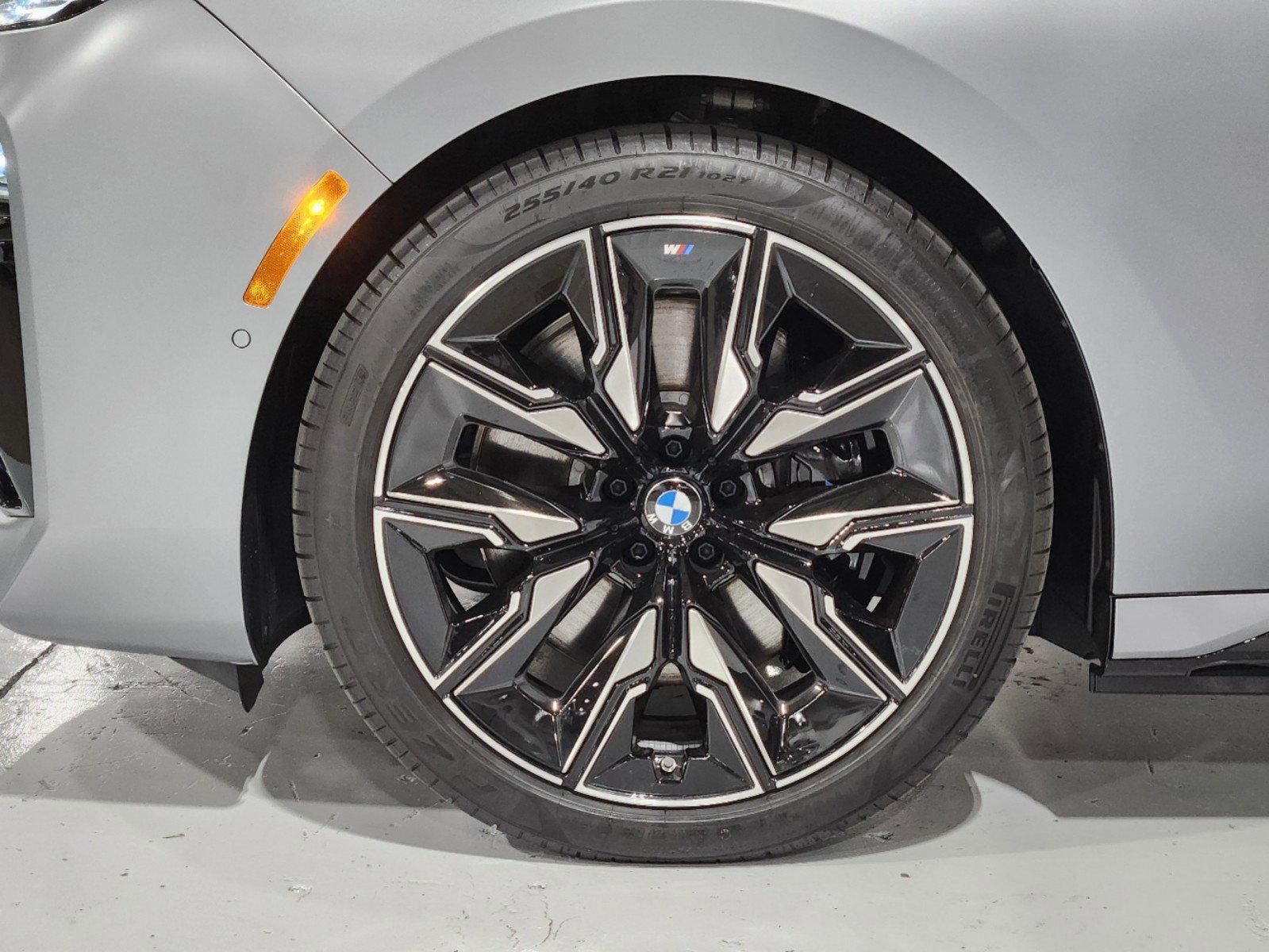 2024 BMW i7 Vehicle Photo in GRAPEVINE, TX 76051