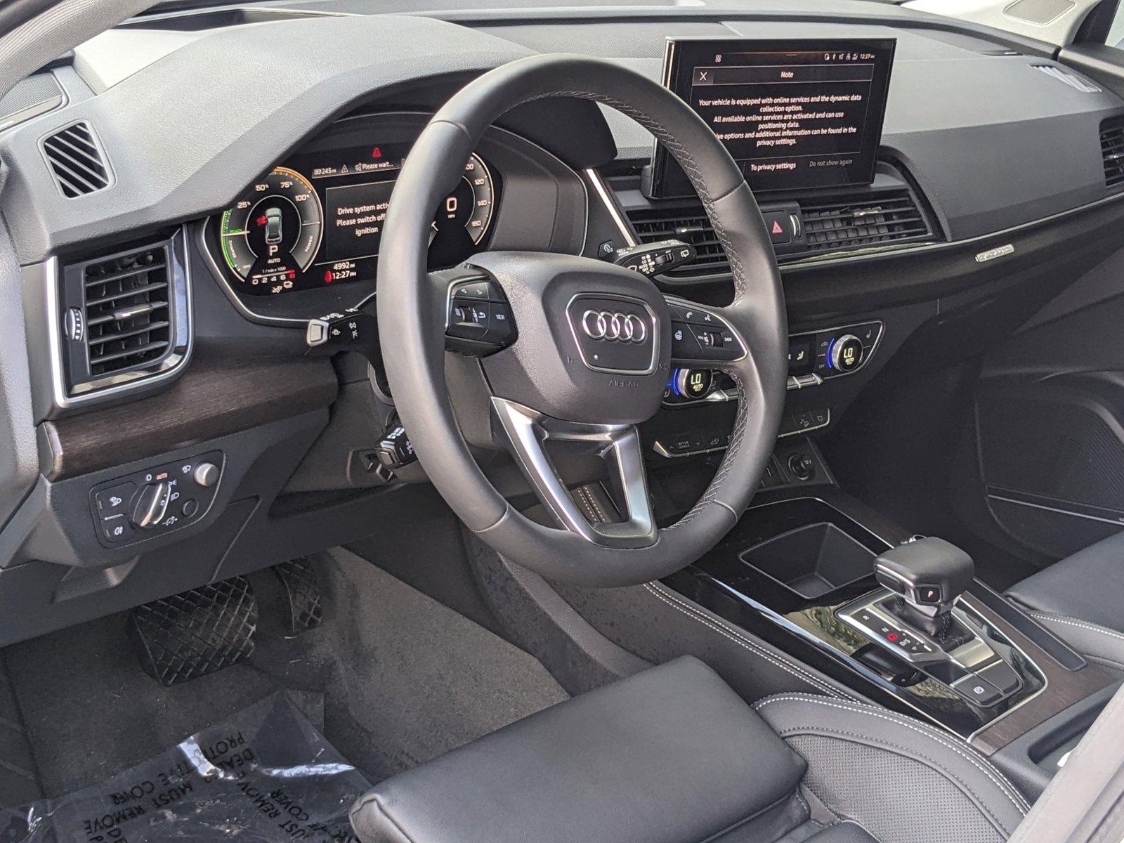 2024 Audi Q5 Vehicle Photo in Tampa, FL 33614