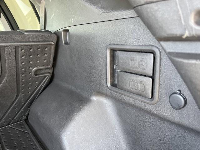 2020 Chevrolet Equinox Vehicle Photo in MANHATTAN, KS 66502-5036