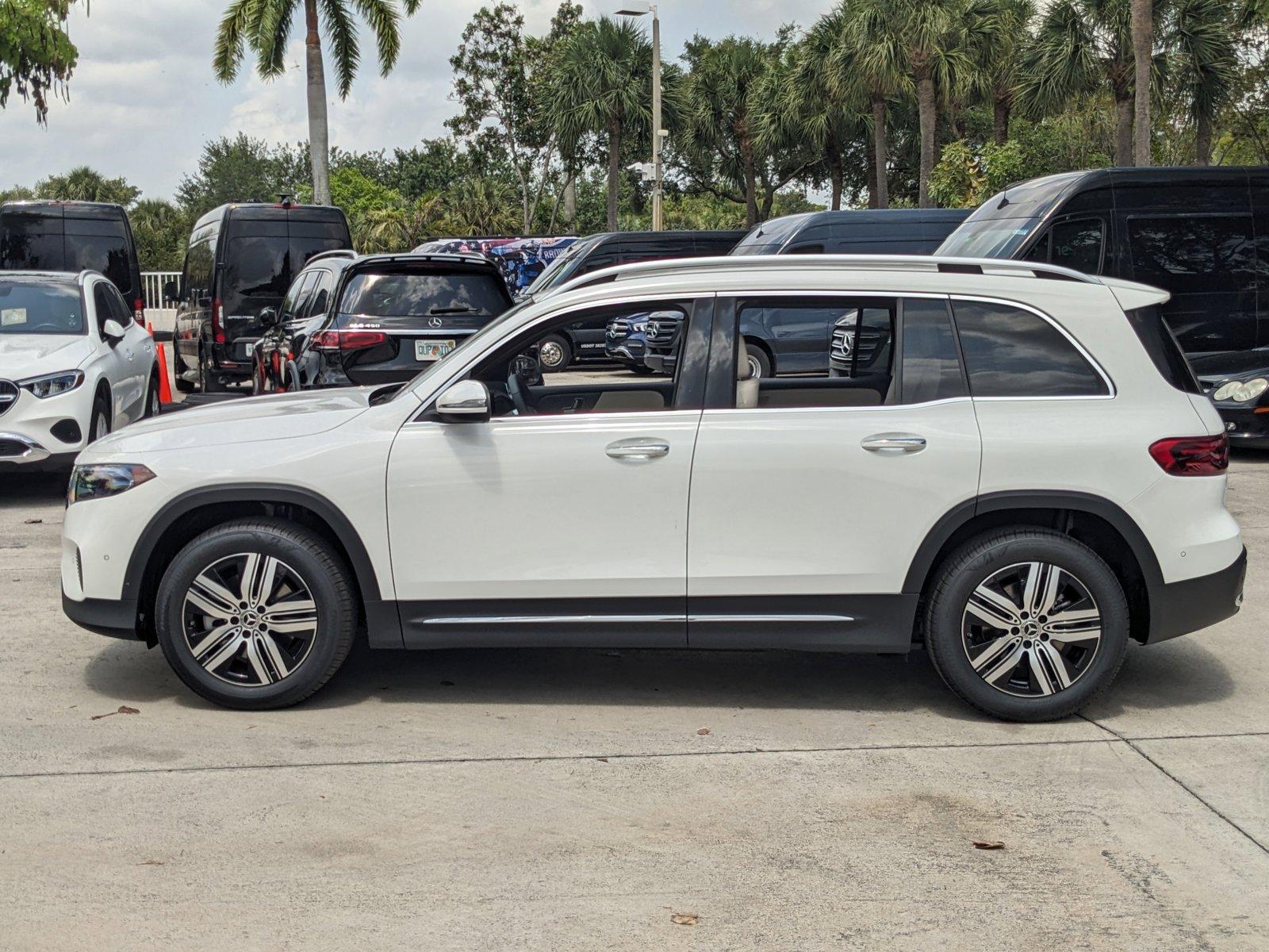 2024 Mercedes-Benz EQB Vehicle Photo in Pembroke Pines , FL 33027