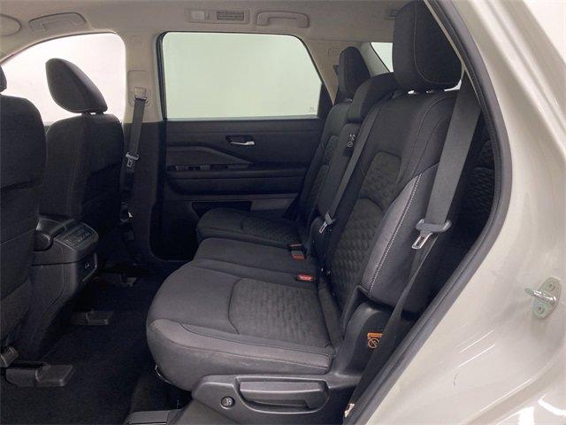 2022 Nissan Pathfinder Vehicle Photo in PORTLAND, OR 97225-3518