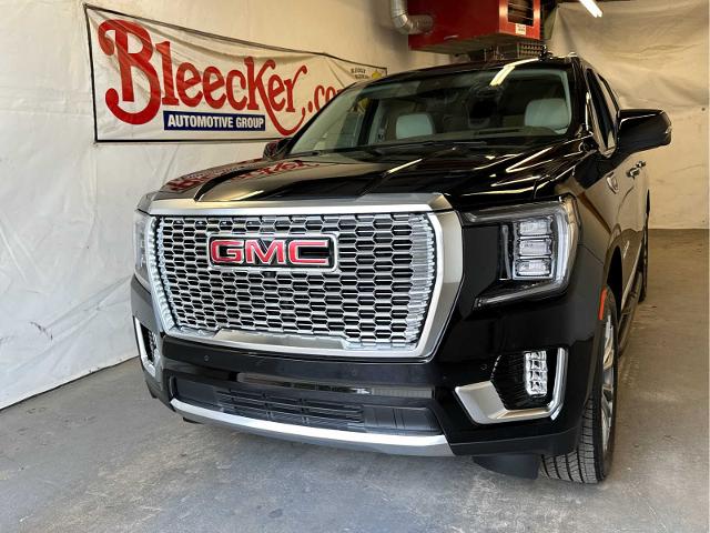 2024 GMC Yukon XL Vehicle Photo in RED SPRINGS, NC 28377-1640